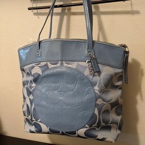 Coach Laura Signature Purse